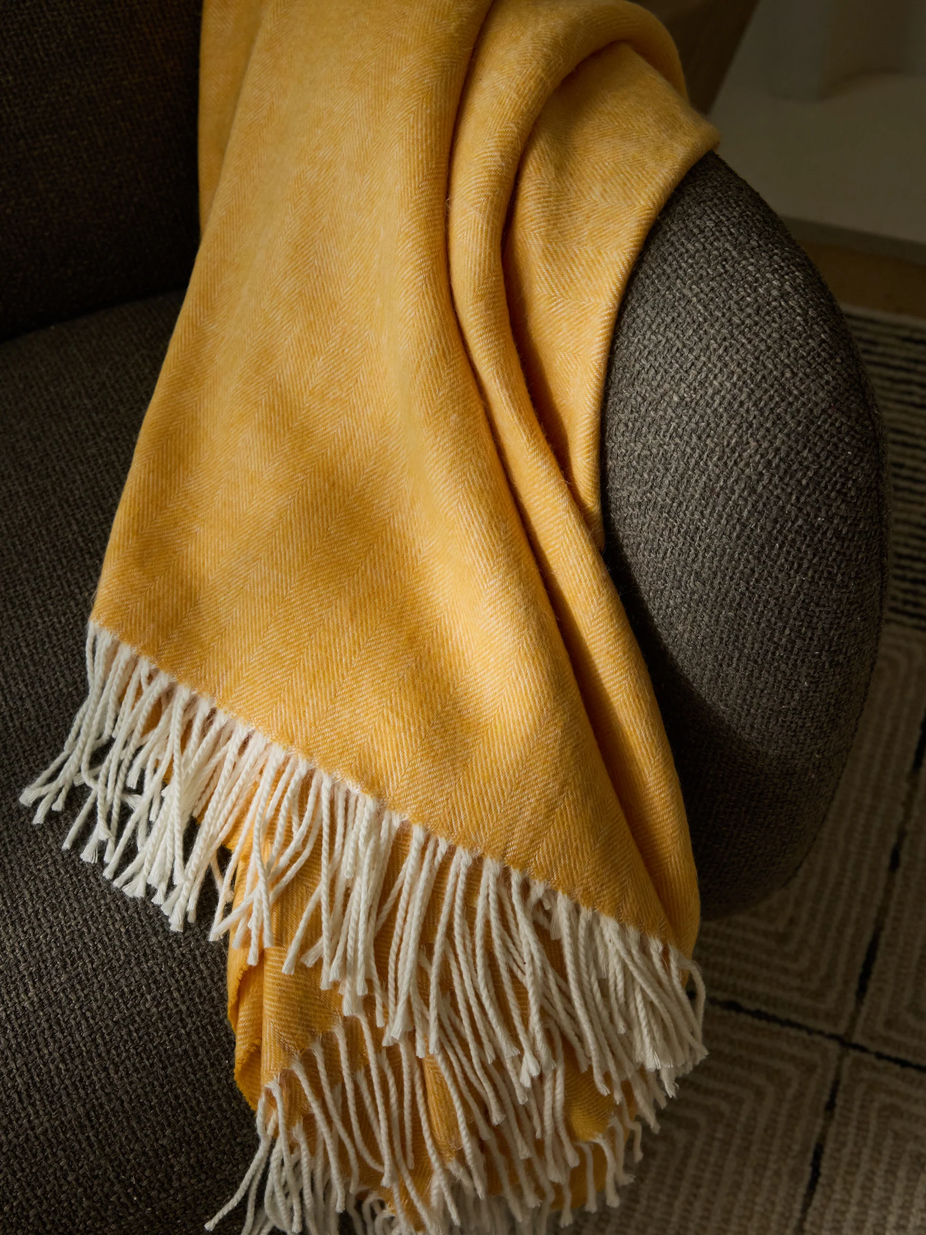Bamboo Herringbone Tassel Throw - Wholesale - Image 23