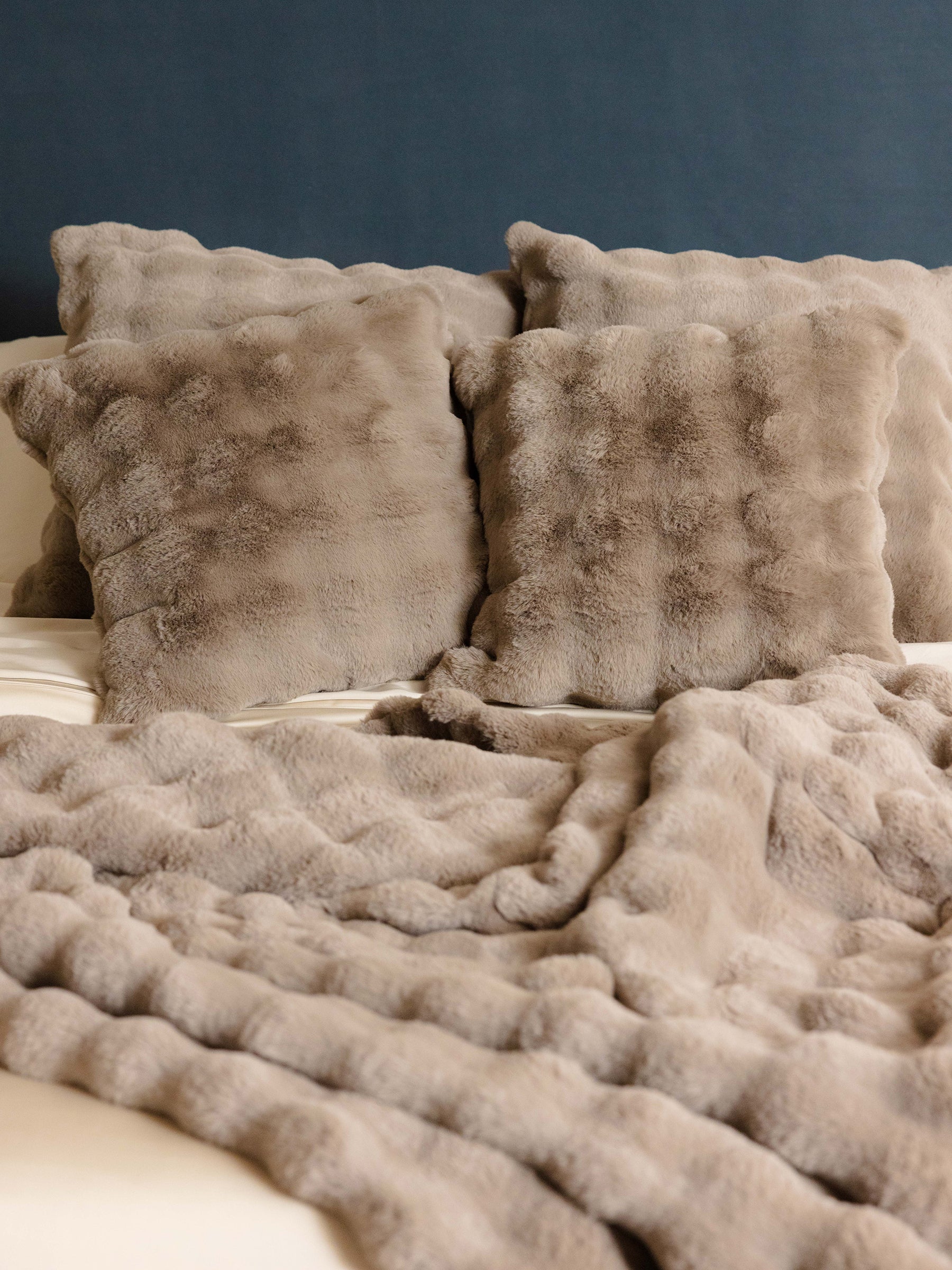 Bubble Cuddle Blanket - Wholesale - Image 7