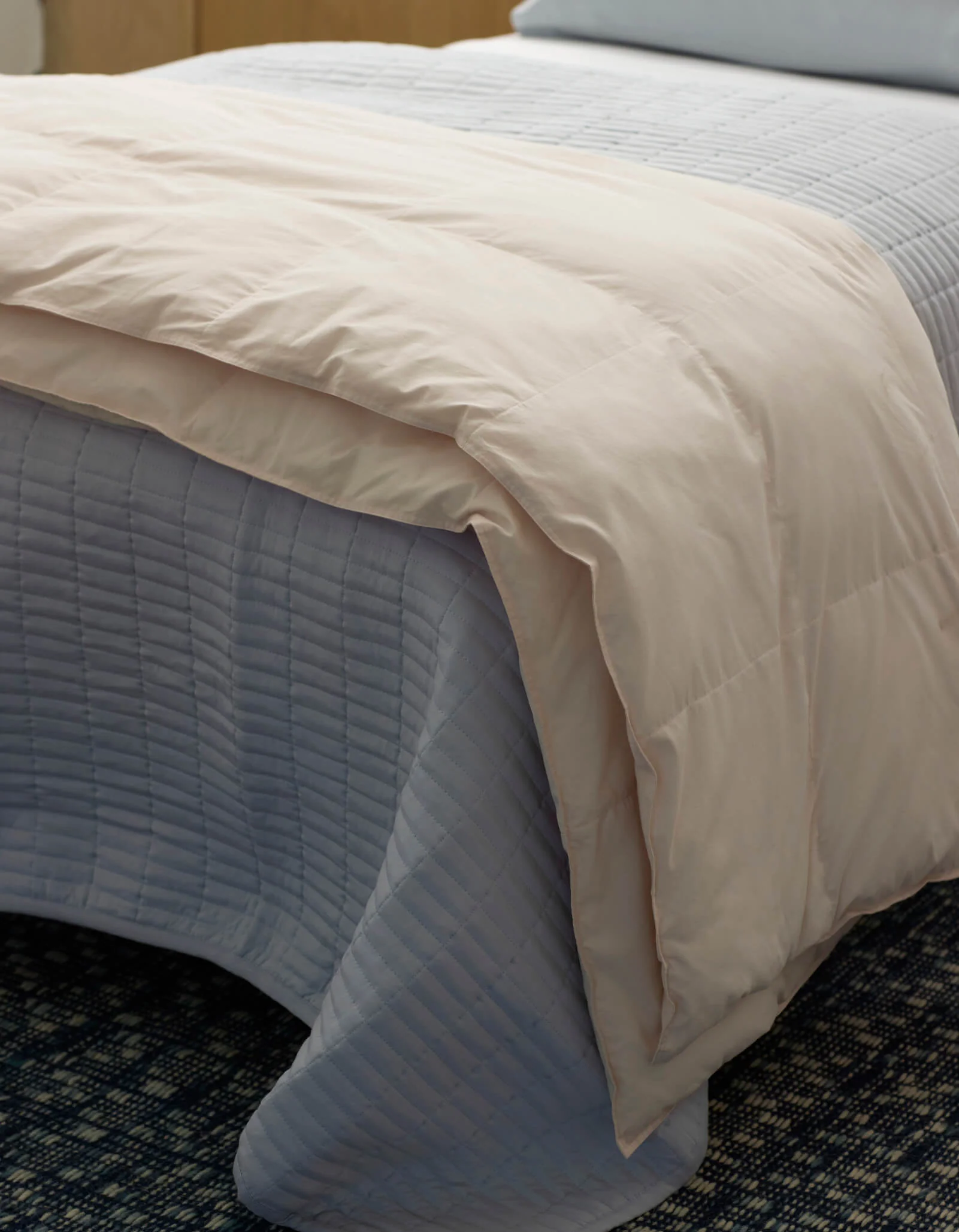 Down Alternative Throw - Image 10