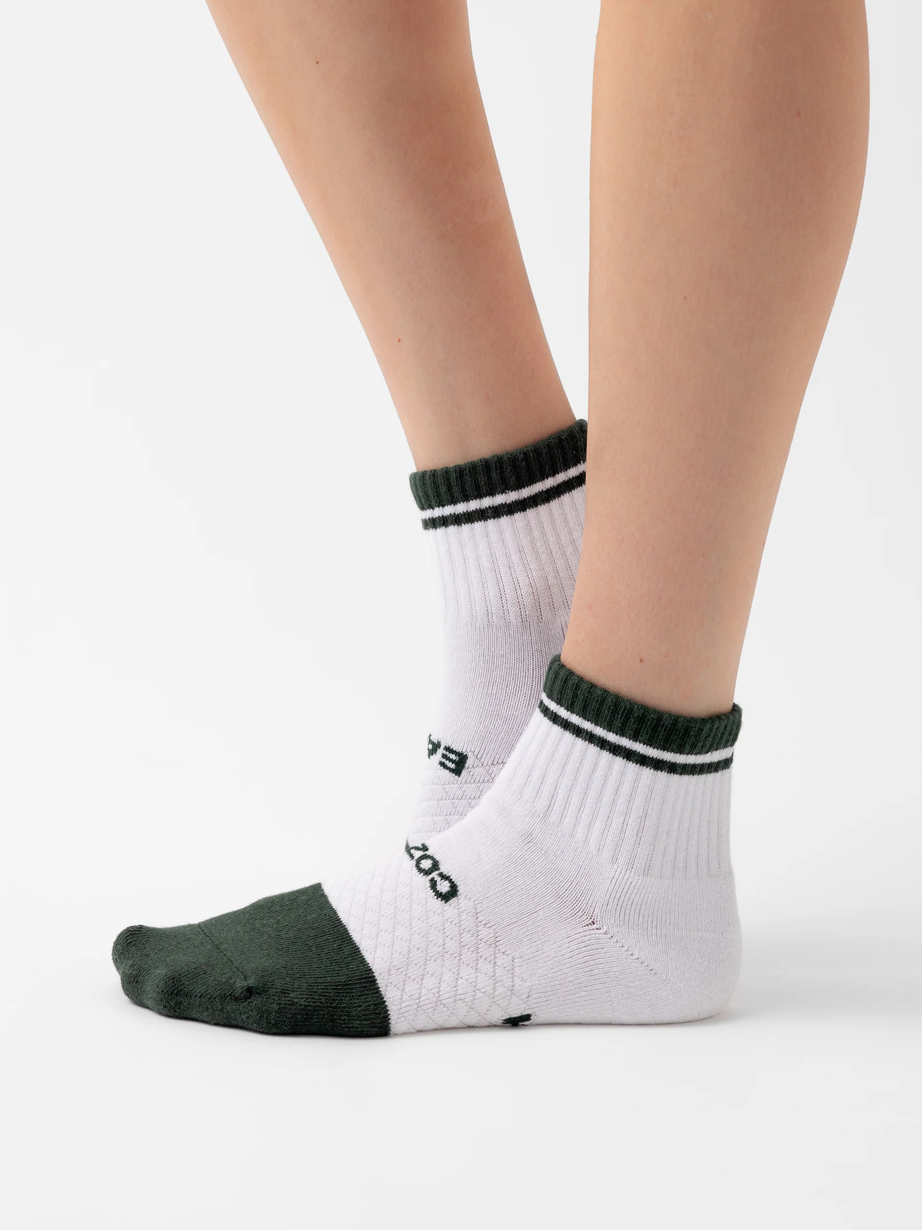 Women's Essential Quarter Sock - Last Chance - Image 12