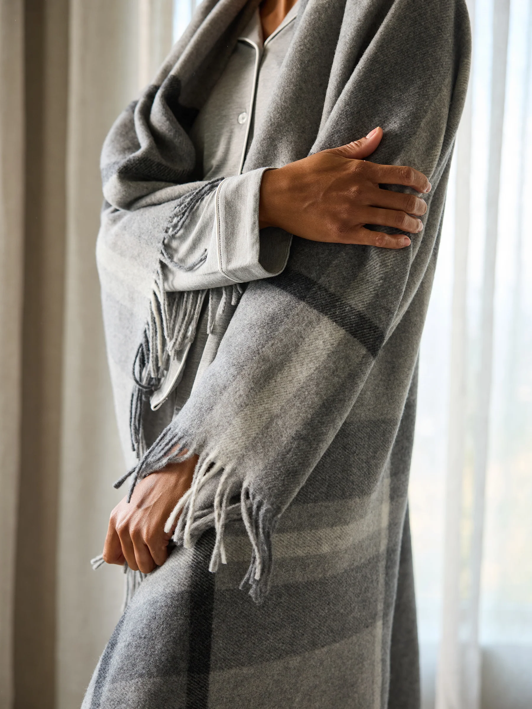 Lucca Throw - Last Chance - Image 7