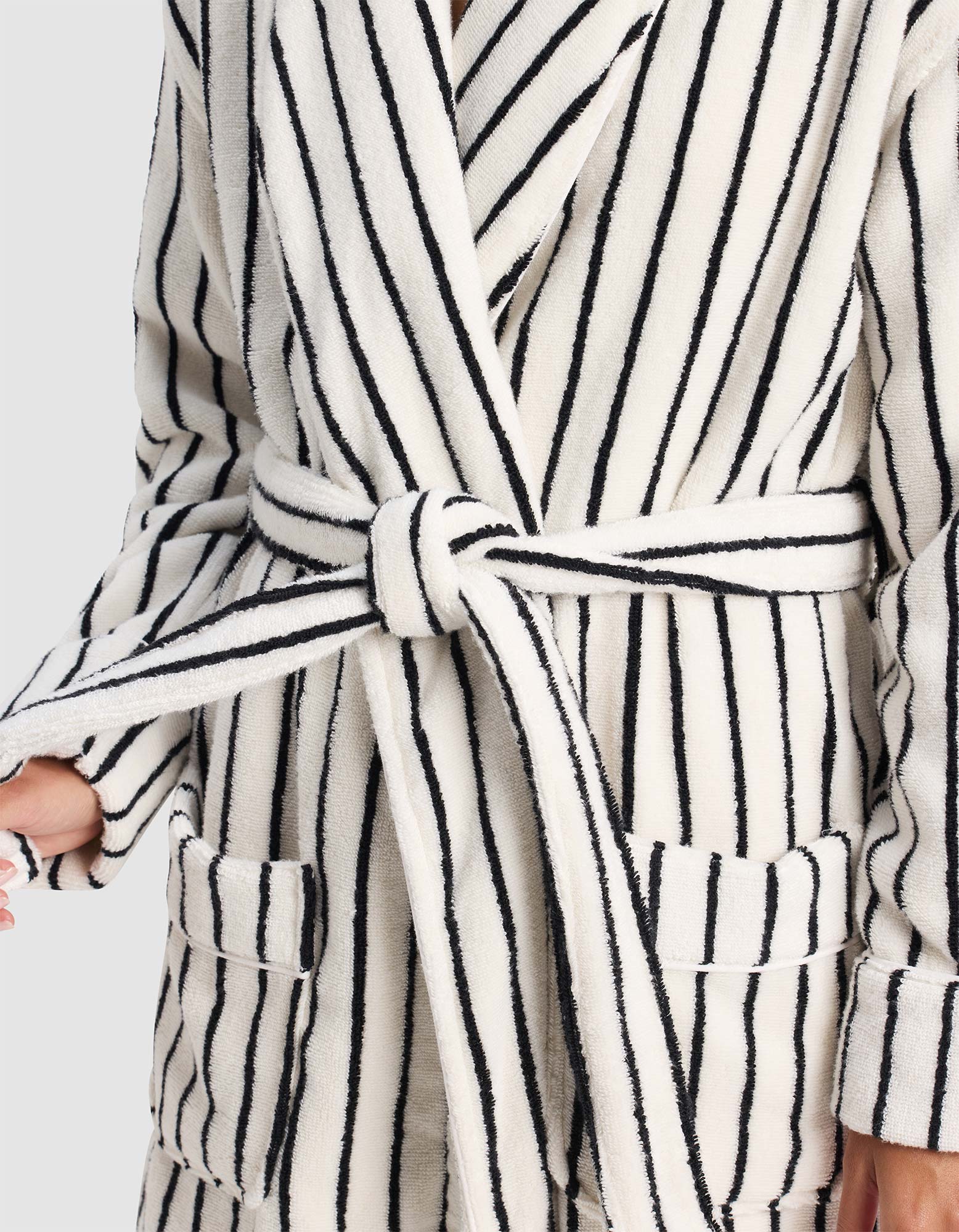Luxe Bath Robe - Image 27