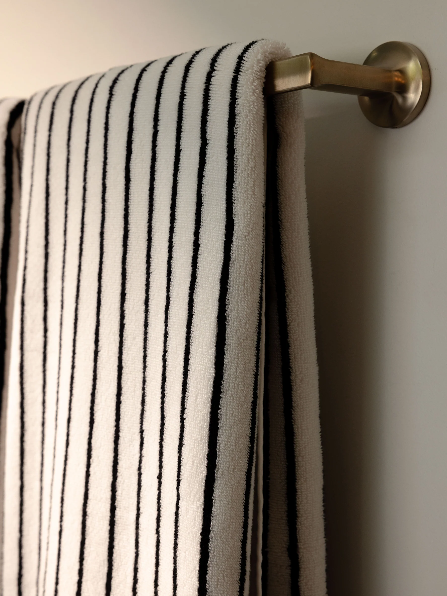 Luxe Bath Towels - Image 42