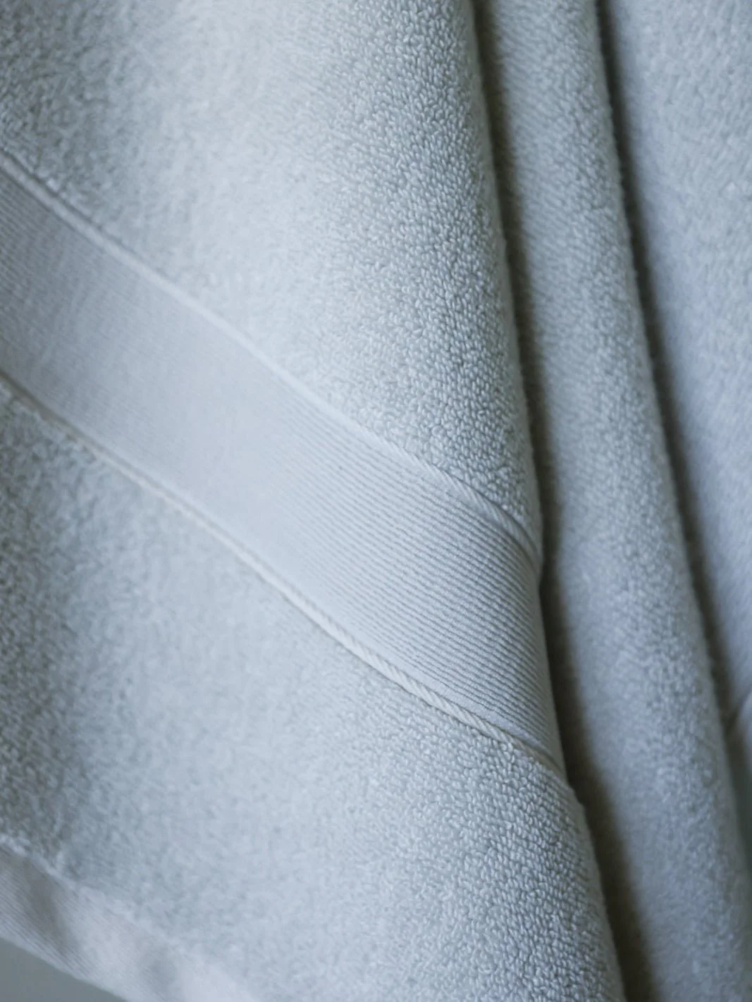 Luxe Hand Towels - Image 15