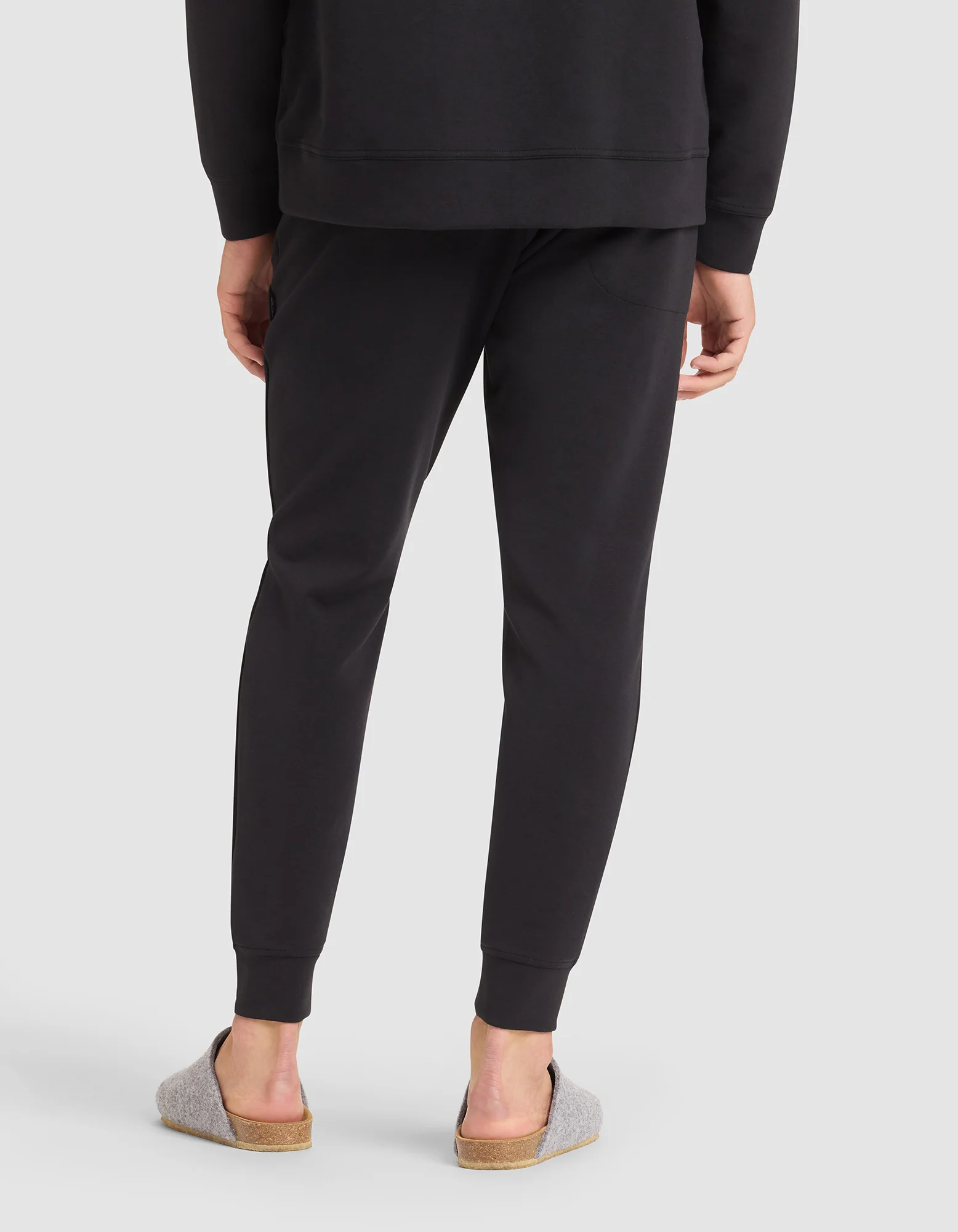 Men's StretchTech Jogger - Image 18