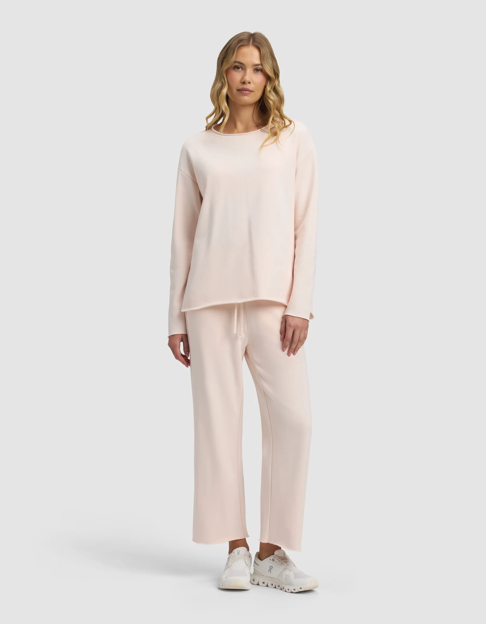 Women's Chelsea Cropped Set - Image 3