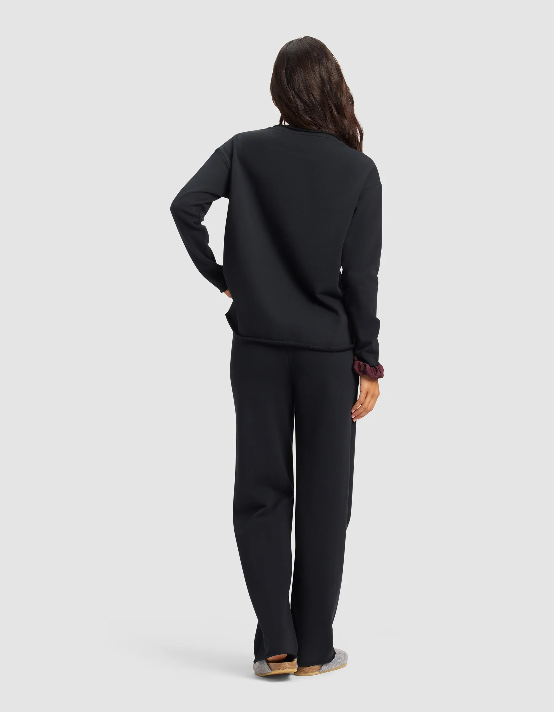 Women's Chelsea Set - Image 19