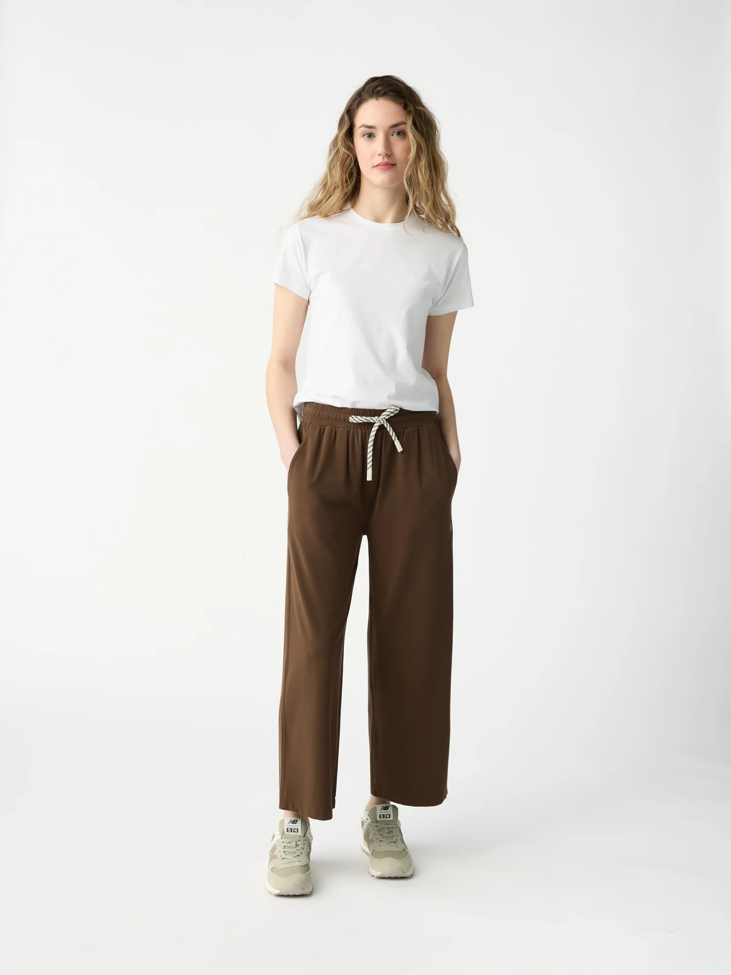 Women's Studio Cropped Wide Leg Pant - Wholesale - Image 18