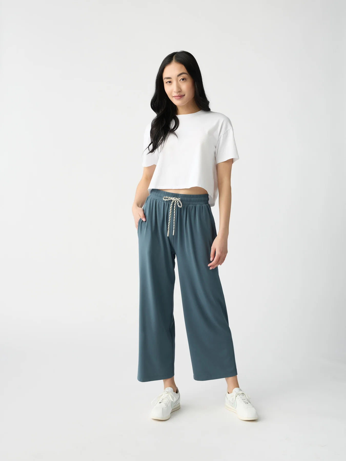 Women's Studio Cropped Wide Leg Pant - Wholesale - Image 2